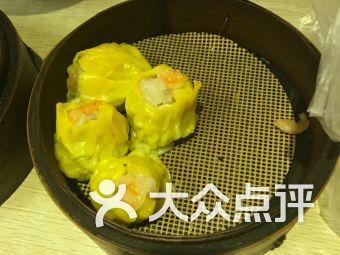 赵苑北门吃瓜,吃瓜群众的欢乐盛宴