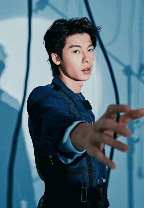 台湾猛男帅哥明星