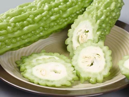 吃大瓜冰,吃大瓜冰，尽享清凉一夏