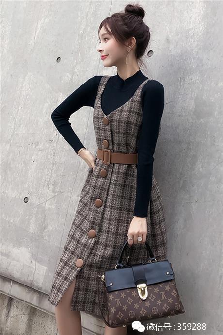 女网红爆款气质套装视频,打造时尚达人必备穿搭指南