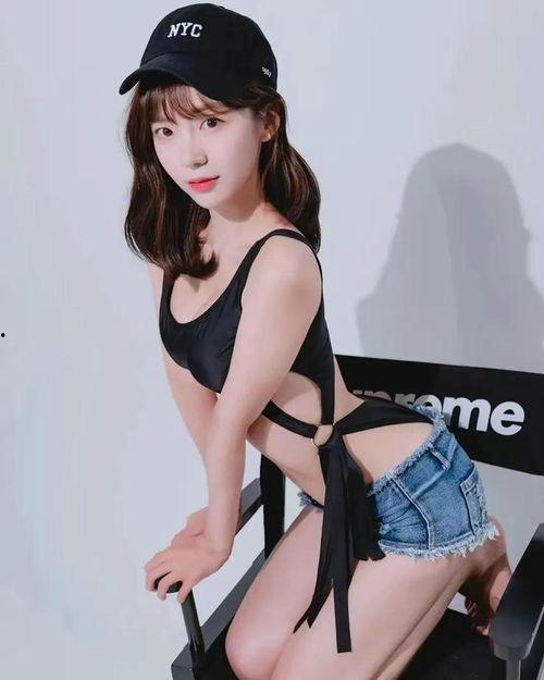 网红李素英在线